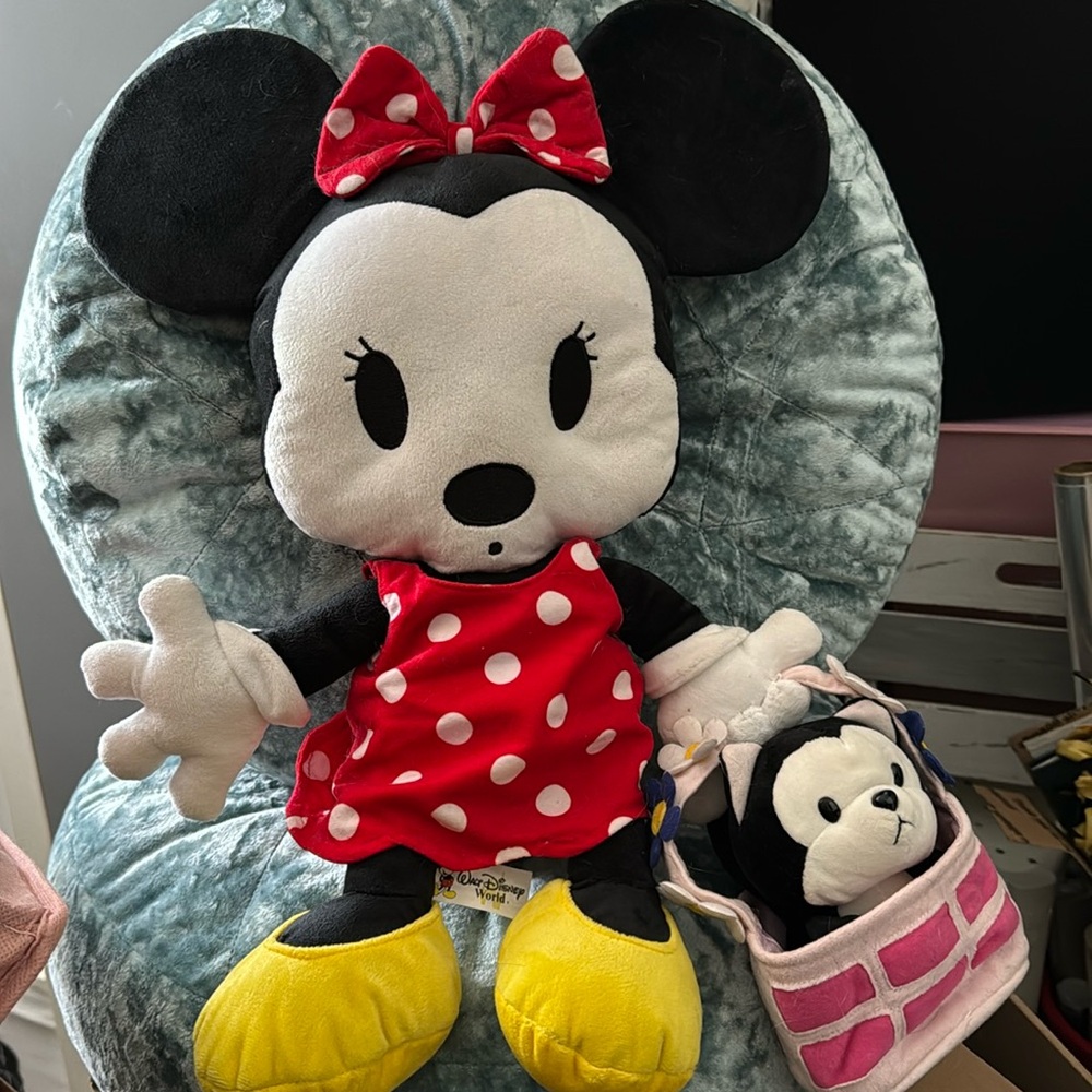 Disney World Minnie Mouse Figaro Cat Basket Kawaii Soft Plush Toy 18”
Y2K PLUSH